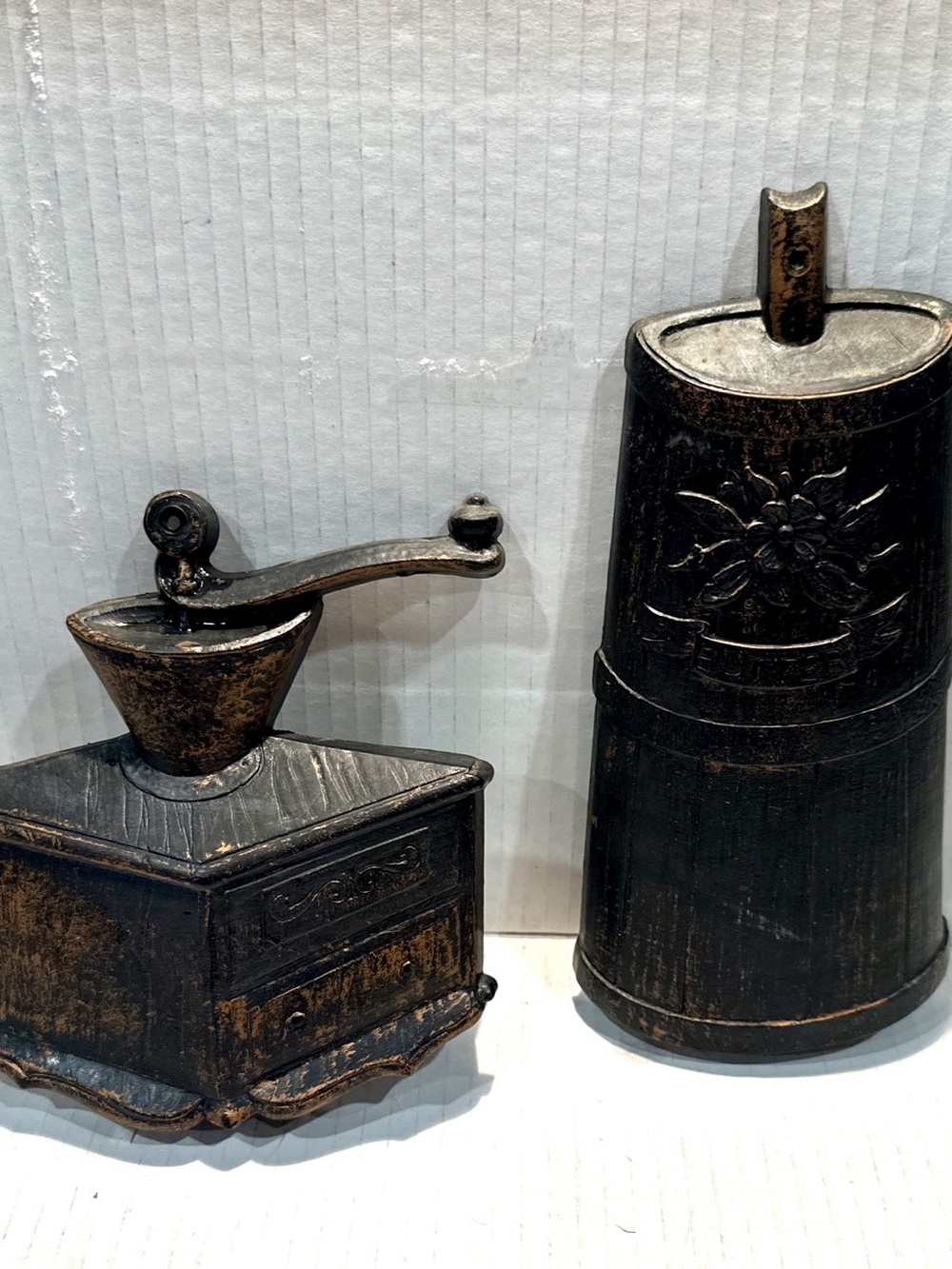 Vintage Homco Dart 18890L Vintage Hand-Crank Kitchen Grinder Set 6.5” & 8” tall